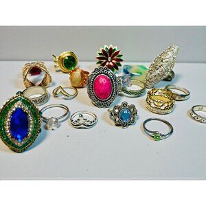 Lot of 20 Fashion Rings - Fair to Good Condition -274